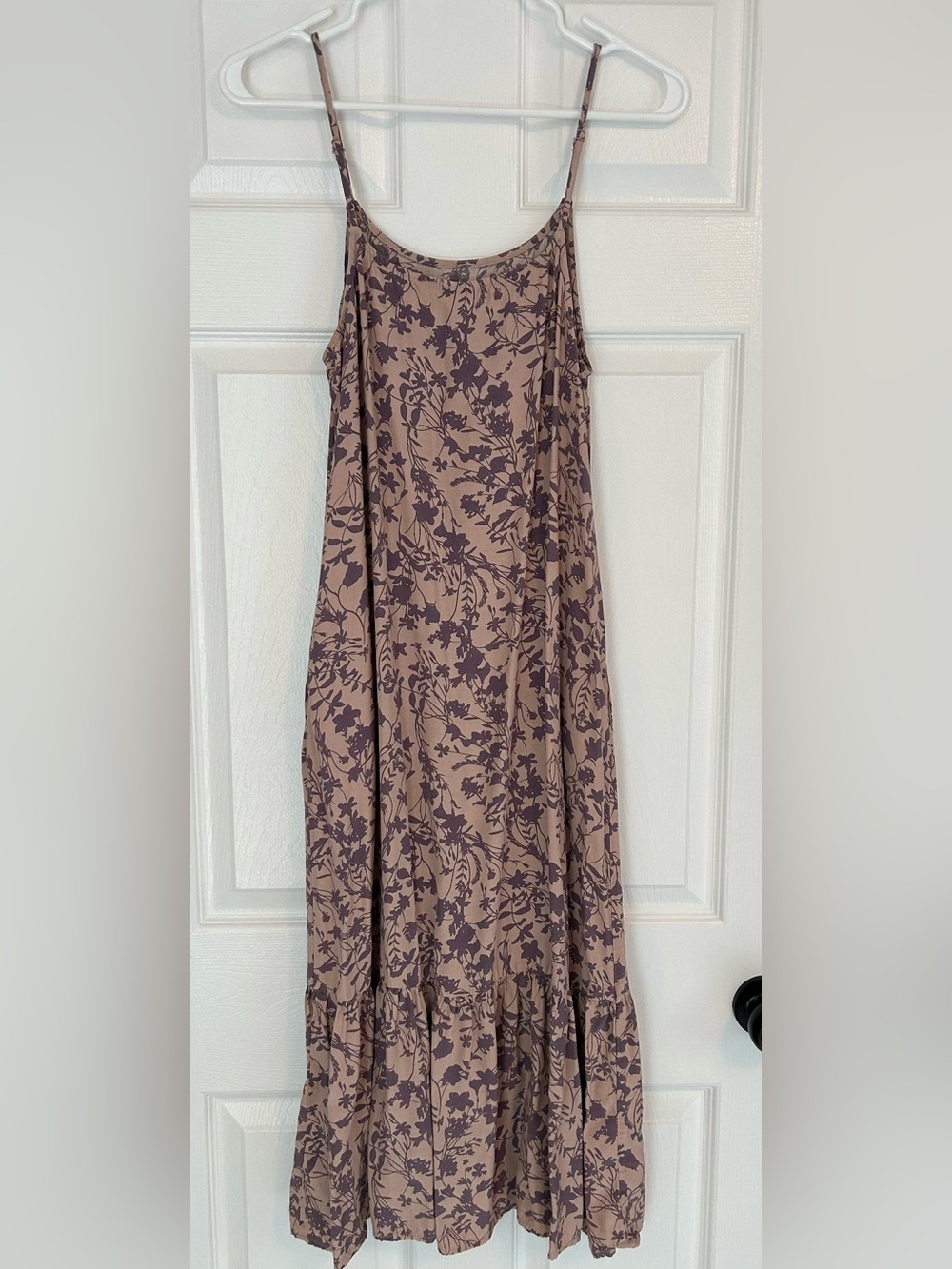 Sleeveless Pink / Purple Floral Midi Dress with Pockets, Small